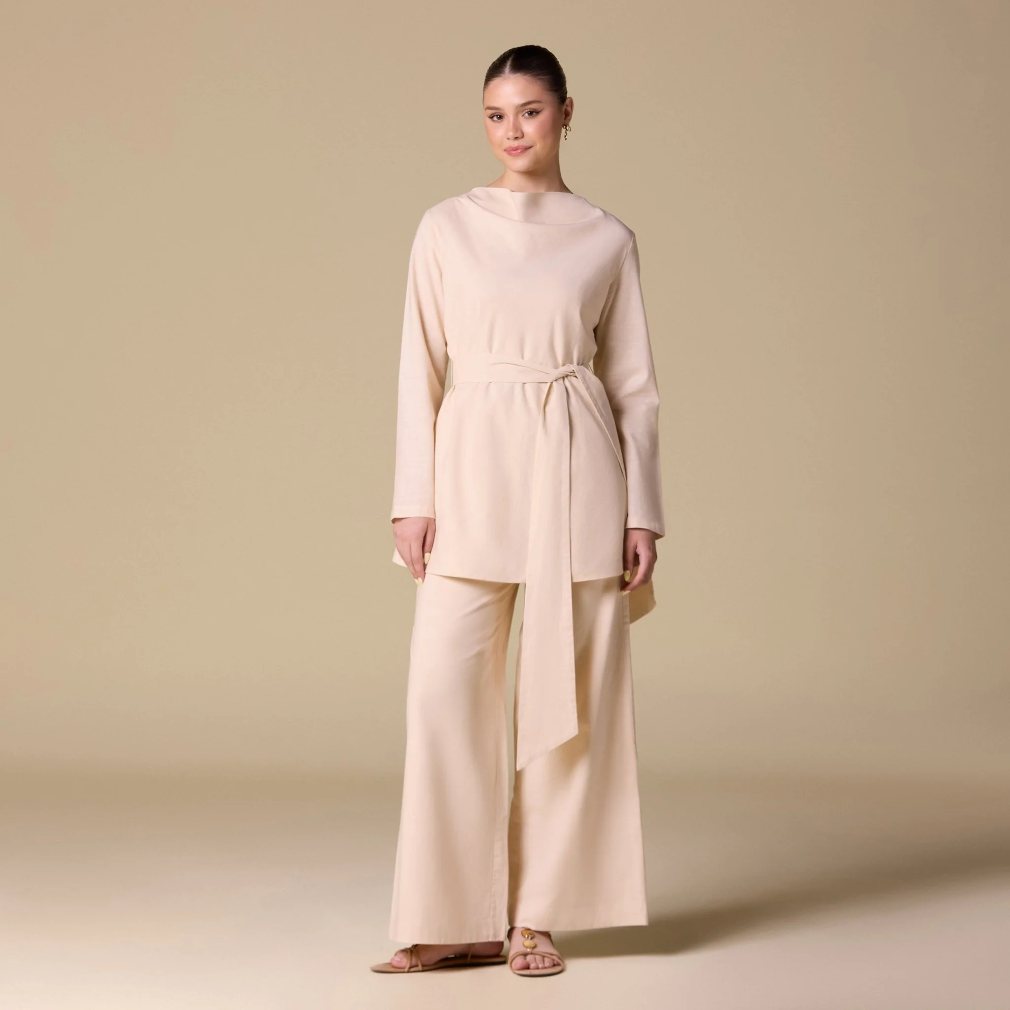 Beige Linen Wide Leg Pants with Side Pockets - Image 3