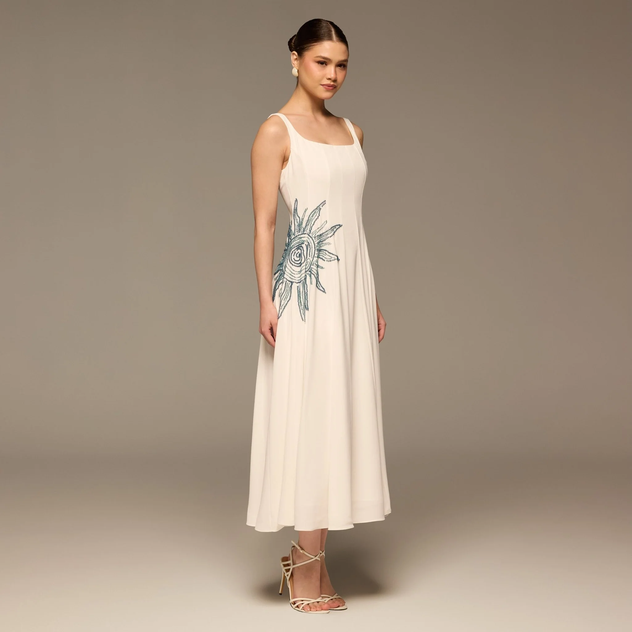 White Square Neck Crepe Maxi Dress - Image 2